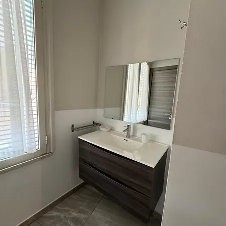 Rhs コーラ ディ リエンツォ スイート