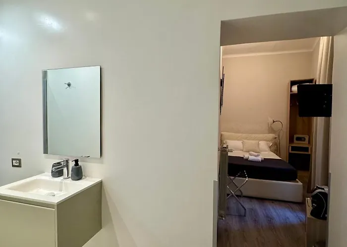 Rhs Rienzo בית הארחה